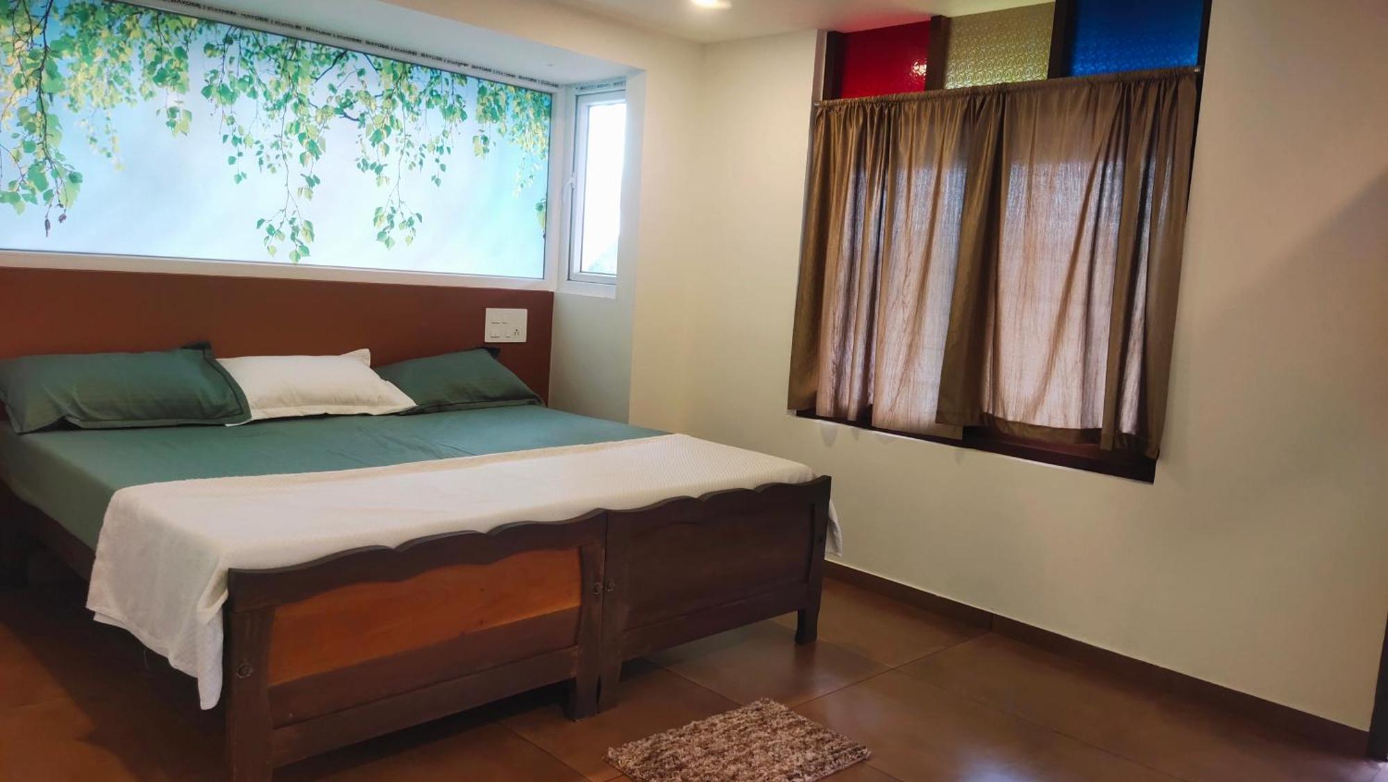 Ambadi'S Villa -Lake View Resort Pallipuram Exterior photo